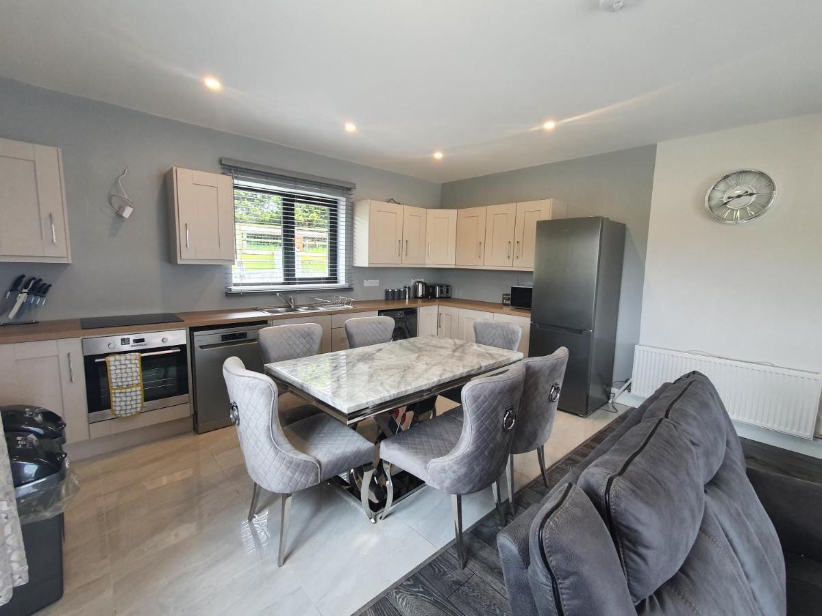 N0 2 Greystones Clock Tower Lodge Leap Extérieur photo