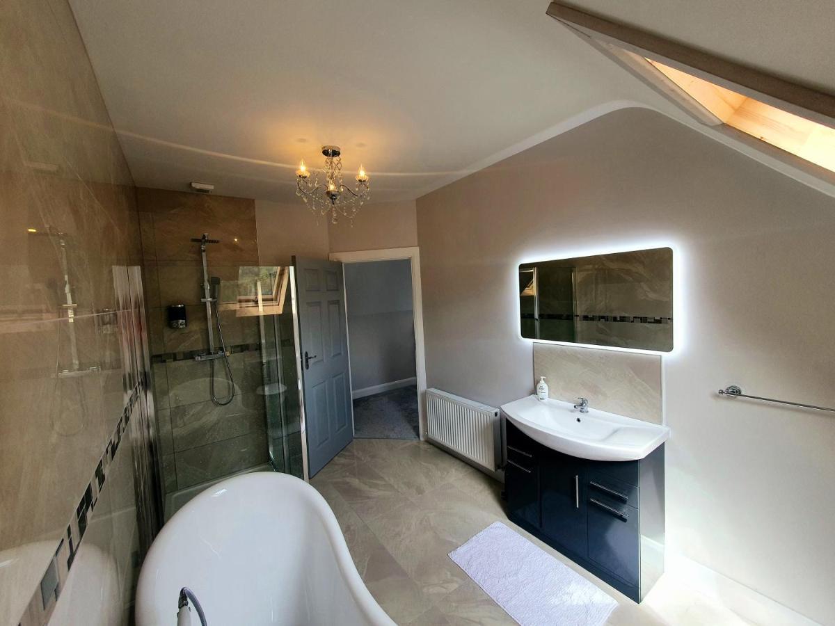 N0 2 Greystones Clock Tower Lodge Leap Extérieur photo